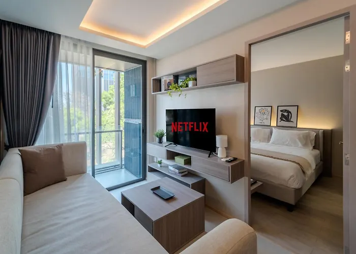 Luxury 2Br With Sky Pool & Gym Near Bts Thong Lo