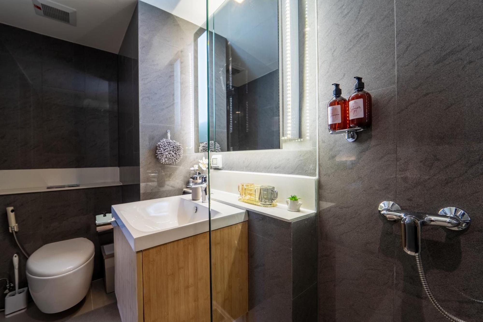 Luxury 2br With Sky Pool & Gym Near Bts Thong Lo
